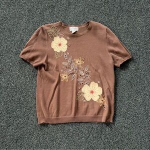 Brown & Pastel Embroidered Flower Short-Sleeve Crewneck Sweater Top Modest Sz S
